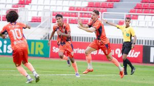 Kendal Tornado FC mencuri perhatian dengan performa mengesankan sepanjang November, sementara persaingan daftar pencetak gol Championship Liga 2 2025/26 semakin panas dengan tiga striker sama-sama mencetak 10 gol. Berikut laporan dan analisis lengkapnya.